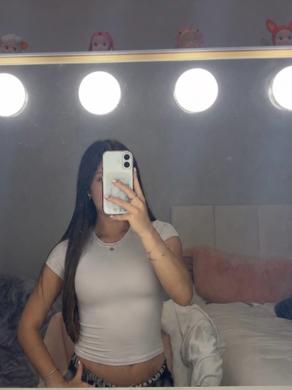 Hollister Smooth Seamless Fabric Crew Baby
Tee in Light Pink